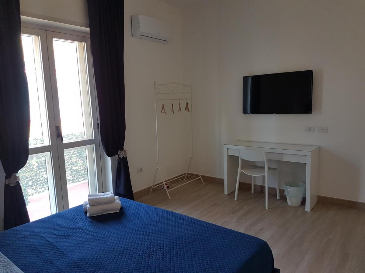 B&B Pompeii Rooms Bagian luar foto